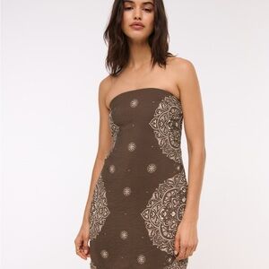 Elegant Brown Strapless Dress